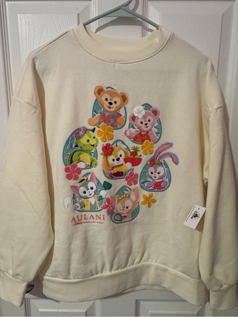 Disney Aulani Hawaii Duffy And Friends Sweater Size Large